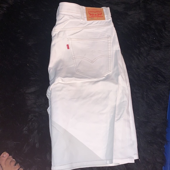 Levi shorts - Picture 2 of 5